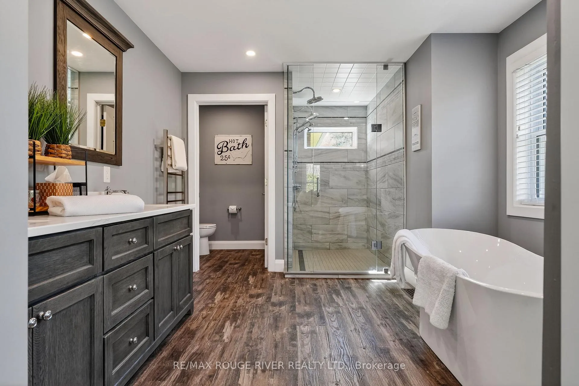 Photo 30 of 6 St. Lawrence Place, Cobourg — HOMEH