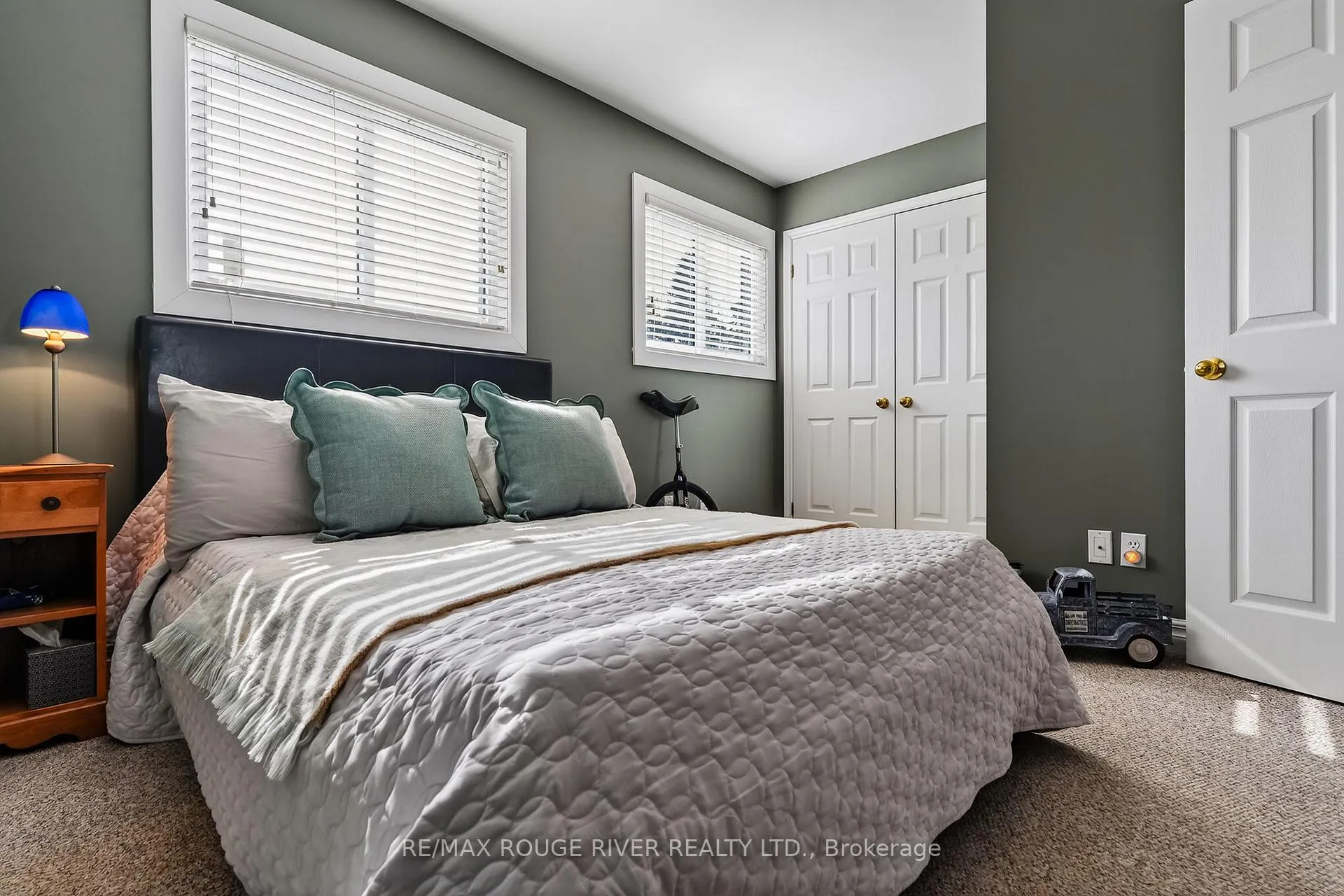 Photo 35 of 6 St. Lawrence Place, Cobourg — HOMEH