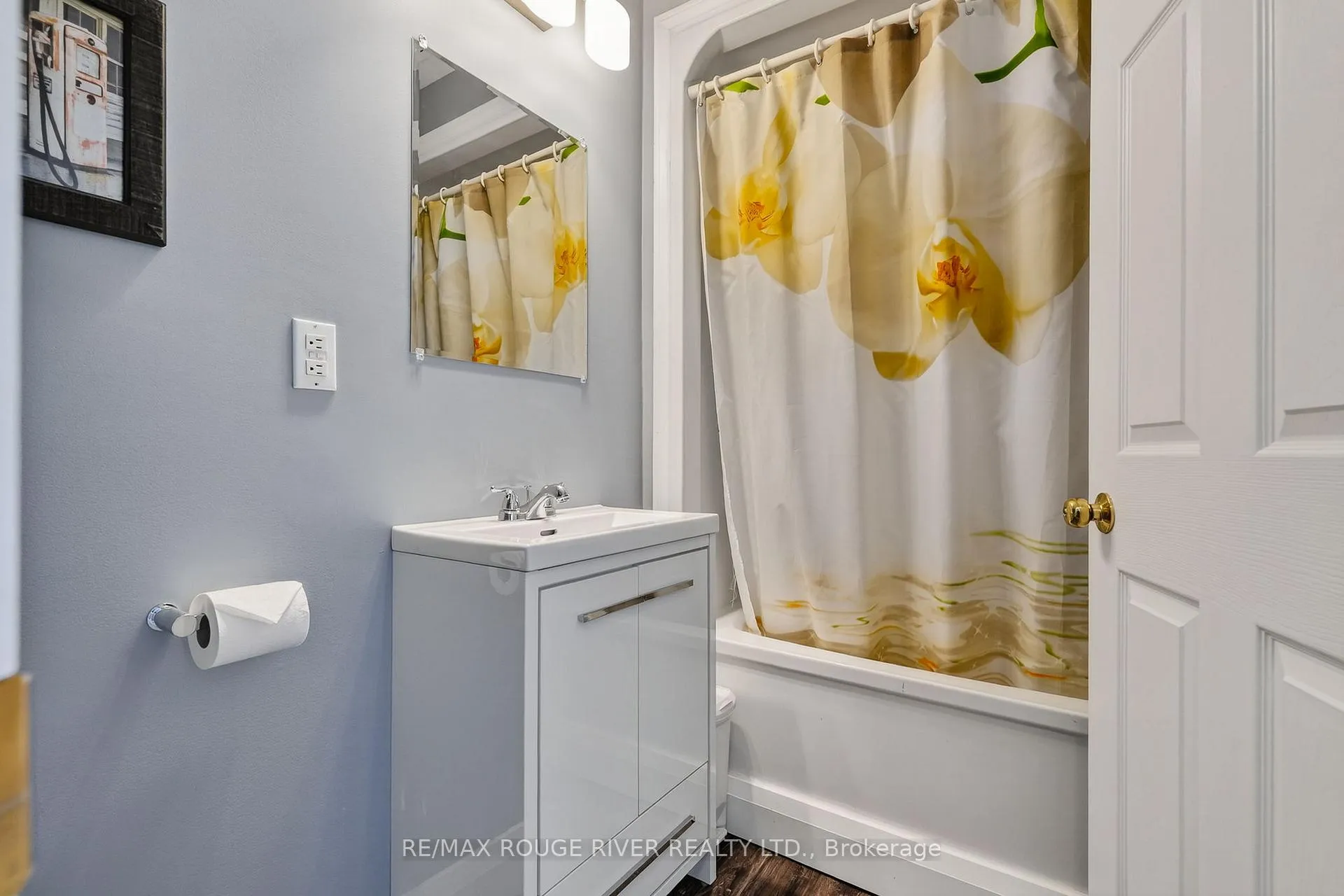 Photo 37 of 6 St. Lawrence Place, Cobourg — HOMEH