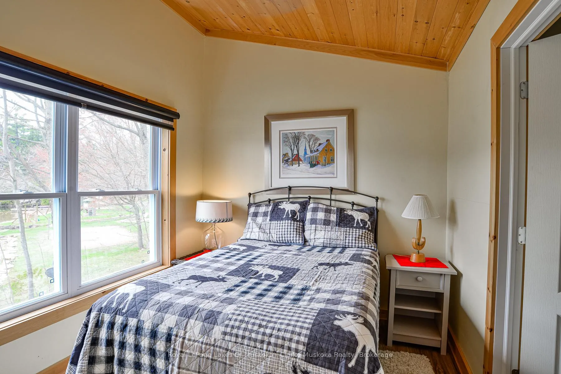 Photo 18 of Unit 7, 7 Silver Point Road, Seguin — HOMEH