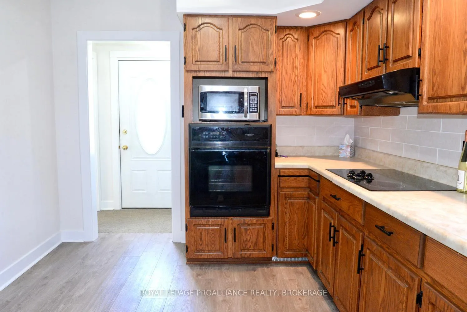 Photo 26 of 1705 Marian Crescent, Kingston, City North of 401 — HOMEH