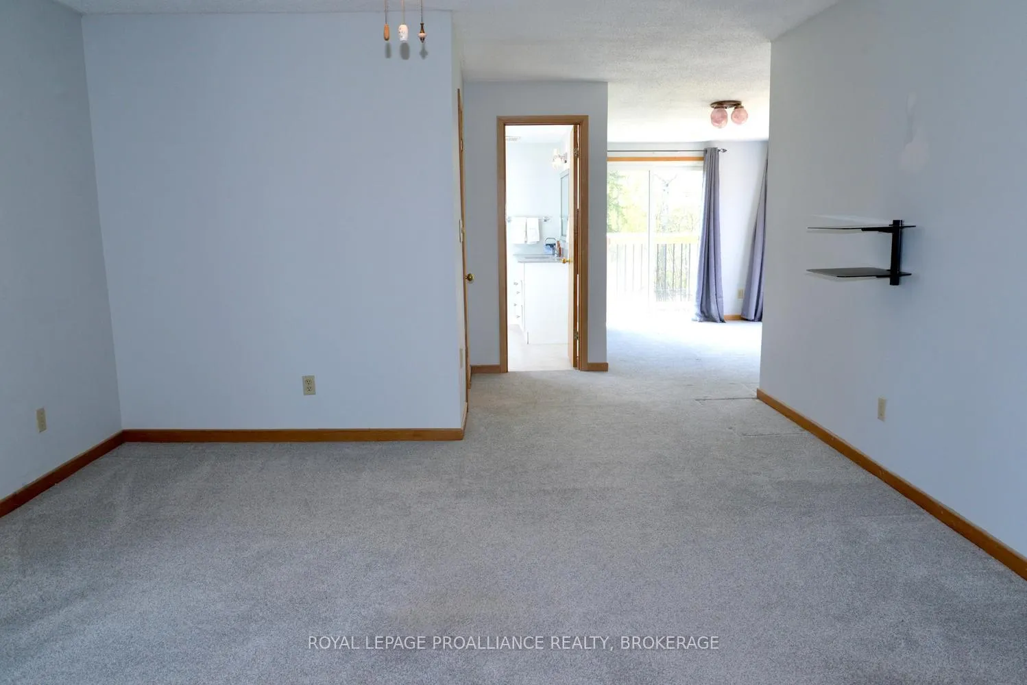 Photo 32 of 1705 Marian Crescent, Kingston, City North of 401 — HOMEH