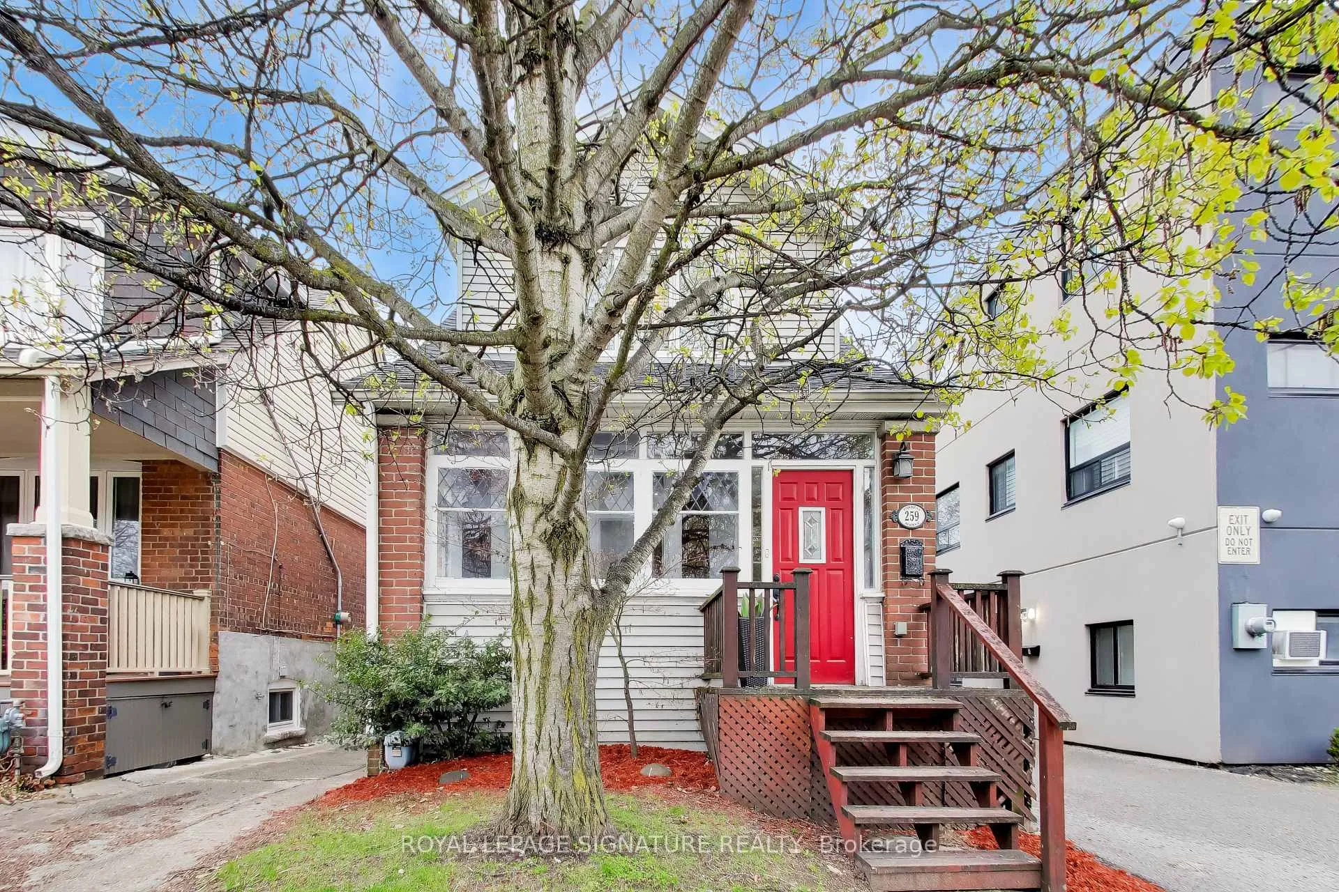 Front of 259 Torrens Avenue