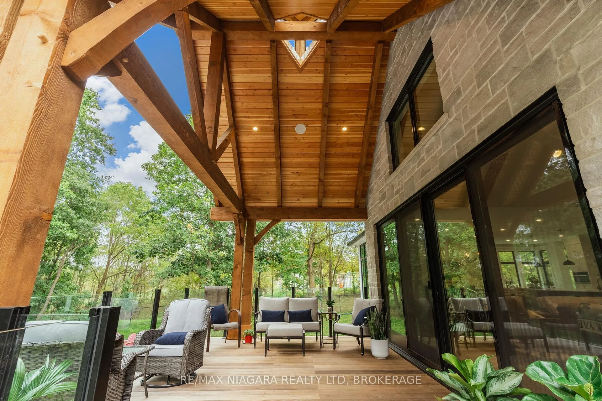 Photo 4 of 315 Tice Road, Pelham, North Pelham — HOMEH