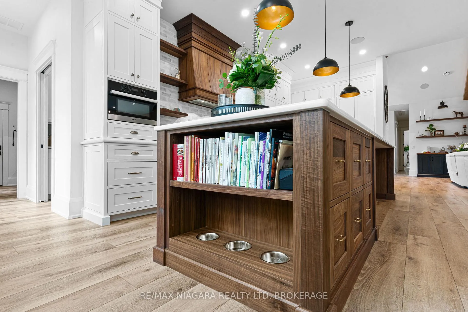 Photo 27 of 315 Tice Road, Pelham, North Pelham — HOMEH