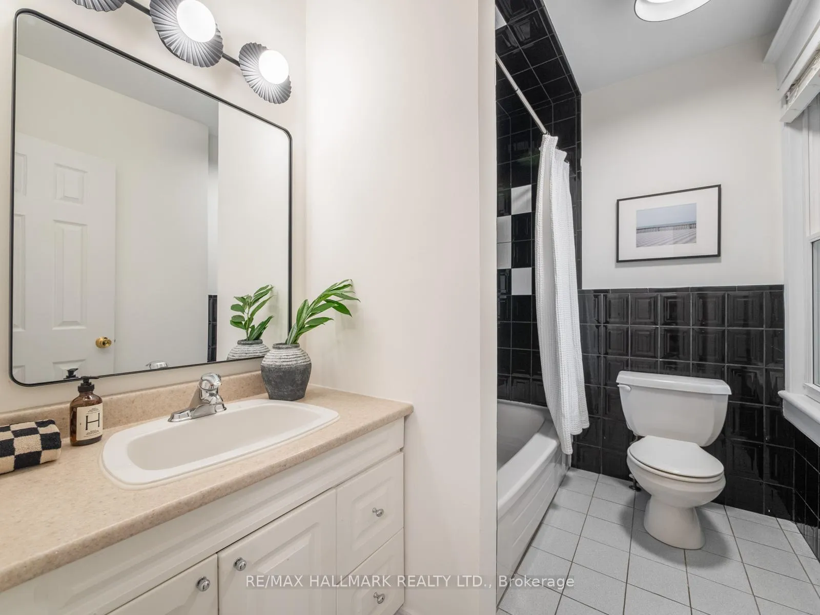 Photo 29 of 797 Carlaw Avenue, Toronto, Playter Estates-Danforth — HOMEH