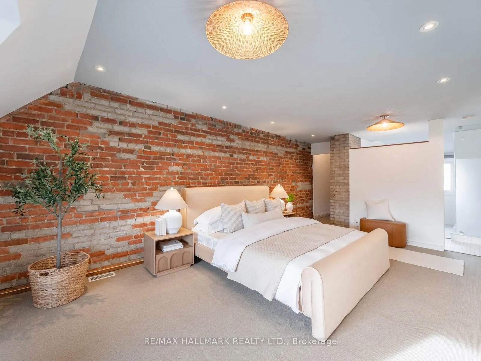 Photo 32 of 797 Carlaw Avenue, Toronto, Playter Estates-Danforth — HOMEH