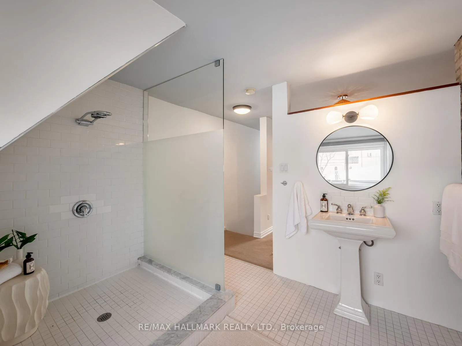 Photo 36 of 797 Carlaw Avenue, Toronto, Playter Estates-Danforth — HOMEH