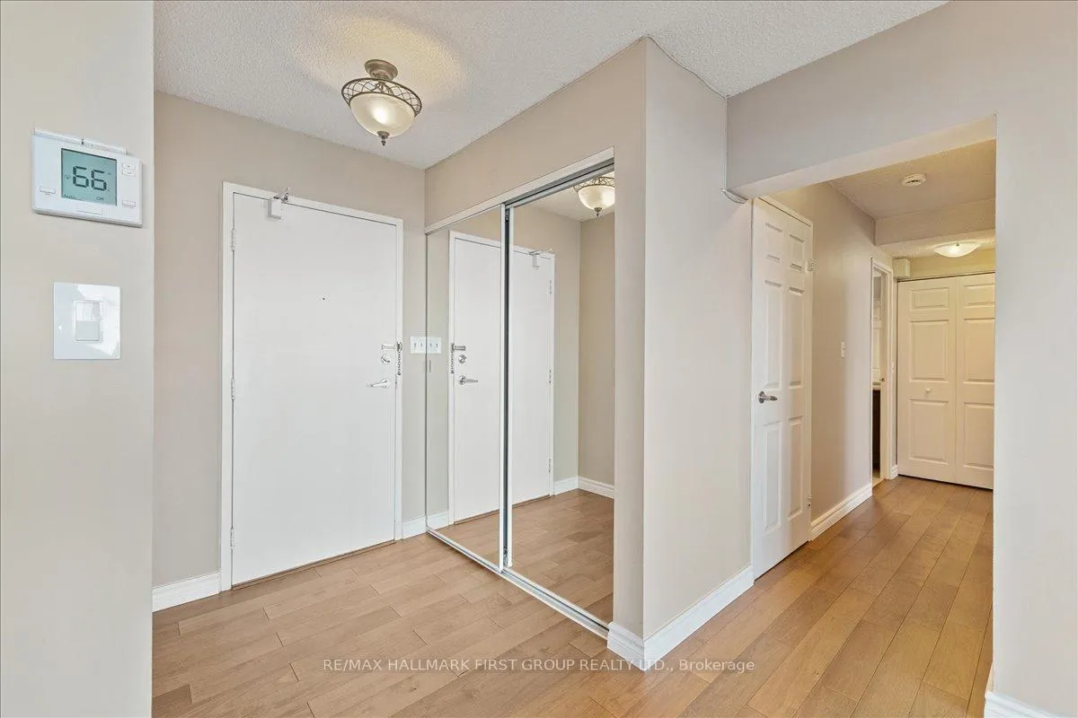 Photo 3 of Unit 14, 55 William Street E, Oshawa, O'Neill — HOMEH