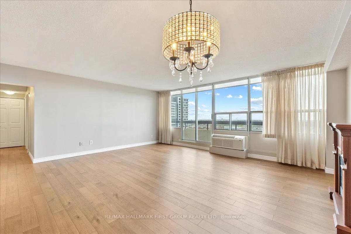 Photo 22 of Unit 14, 55 William Street E, Oshawa, O'Neill — HOMEH