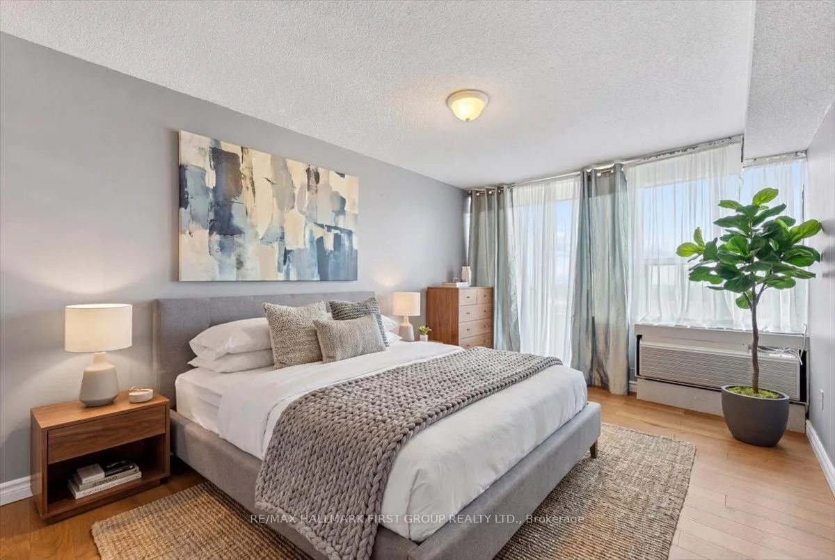 Photo 23 of Unit 14, 55 William Street E, Oshawa, O'Neill — HOMEH