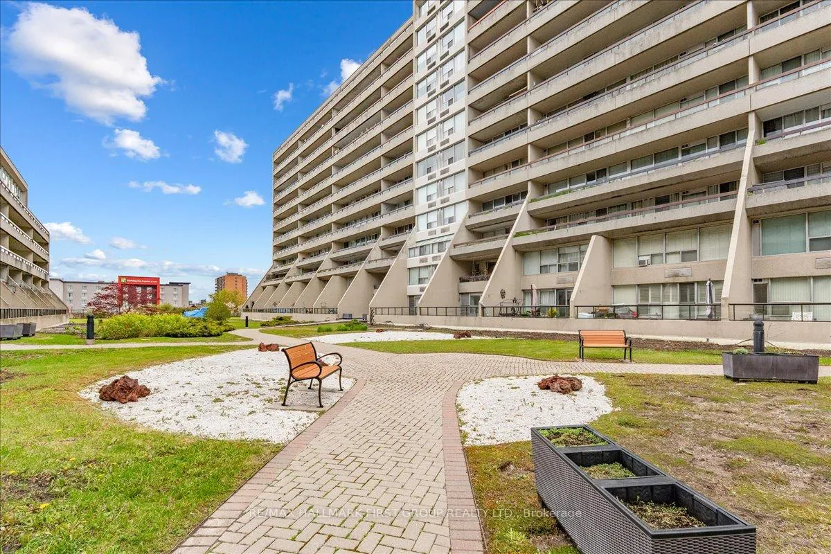 Photo 40 of Unit 14, 55 William Street E, Oshawa, O'Neill — HOMEH