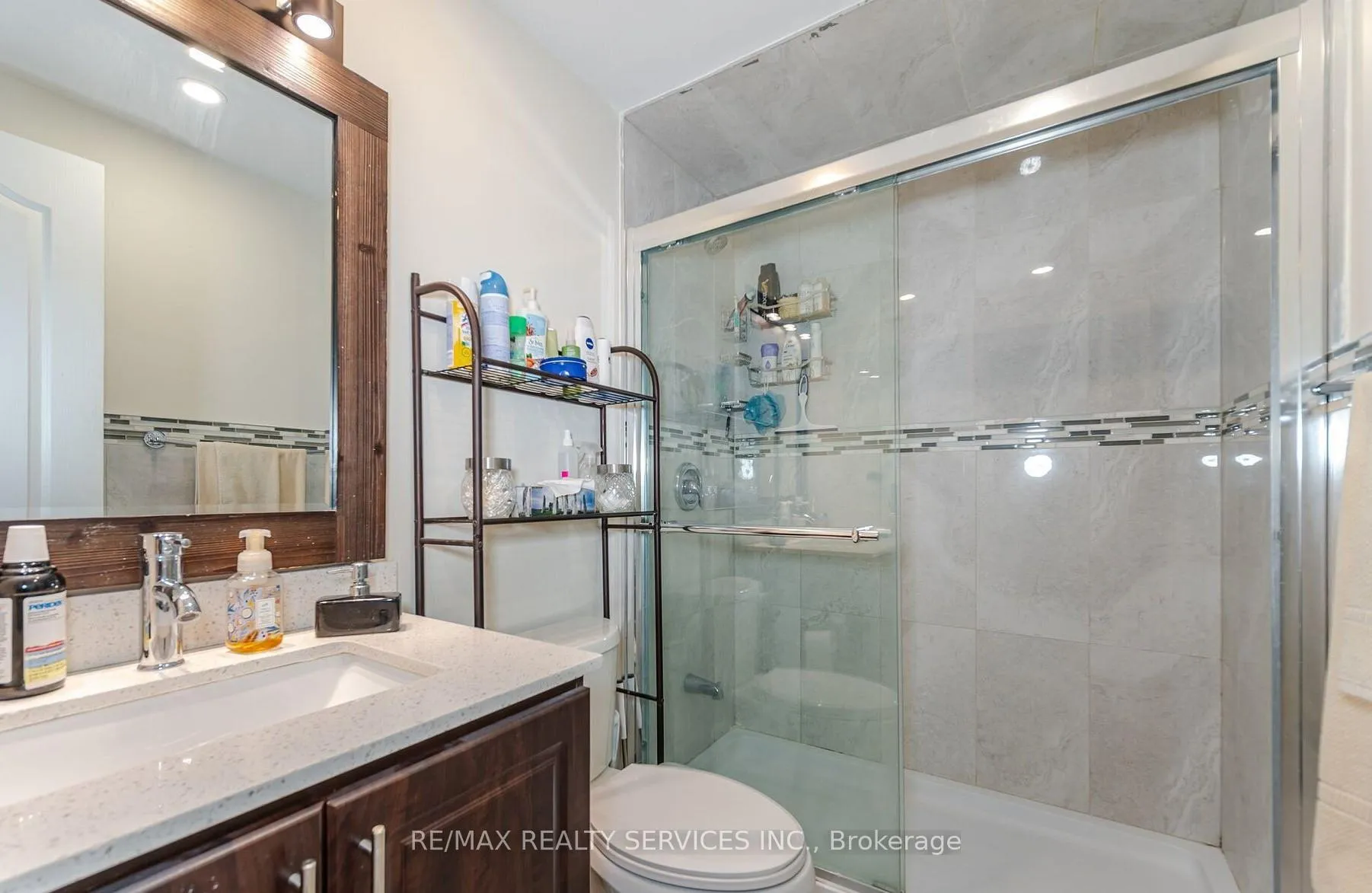 Photo 10 of 9 Hawkins Court, Brampton, Central Park — HOMEH