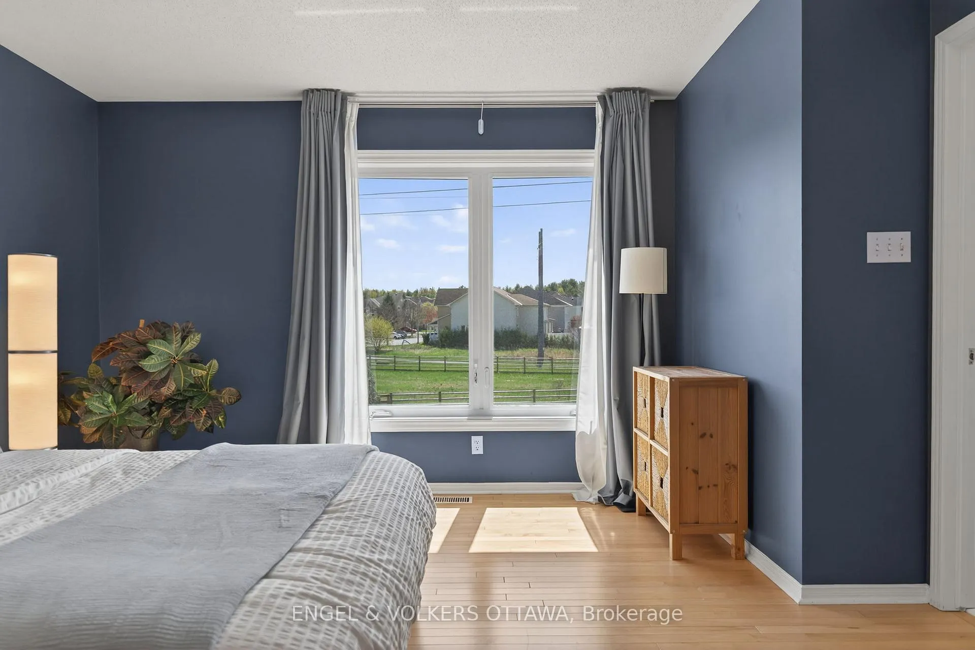 Photo 19 of 101 Scampton Drive, Ottawa, Kanata - Morgan's Grant/South March — HOMEH