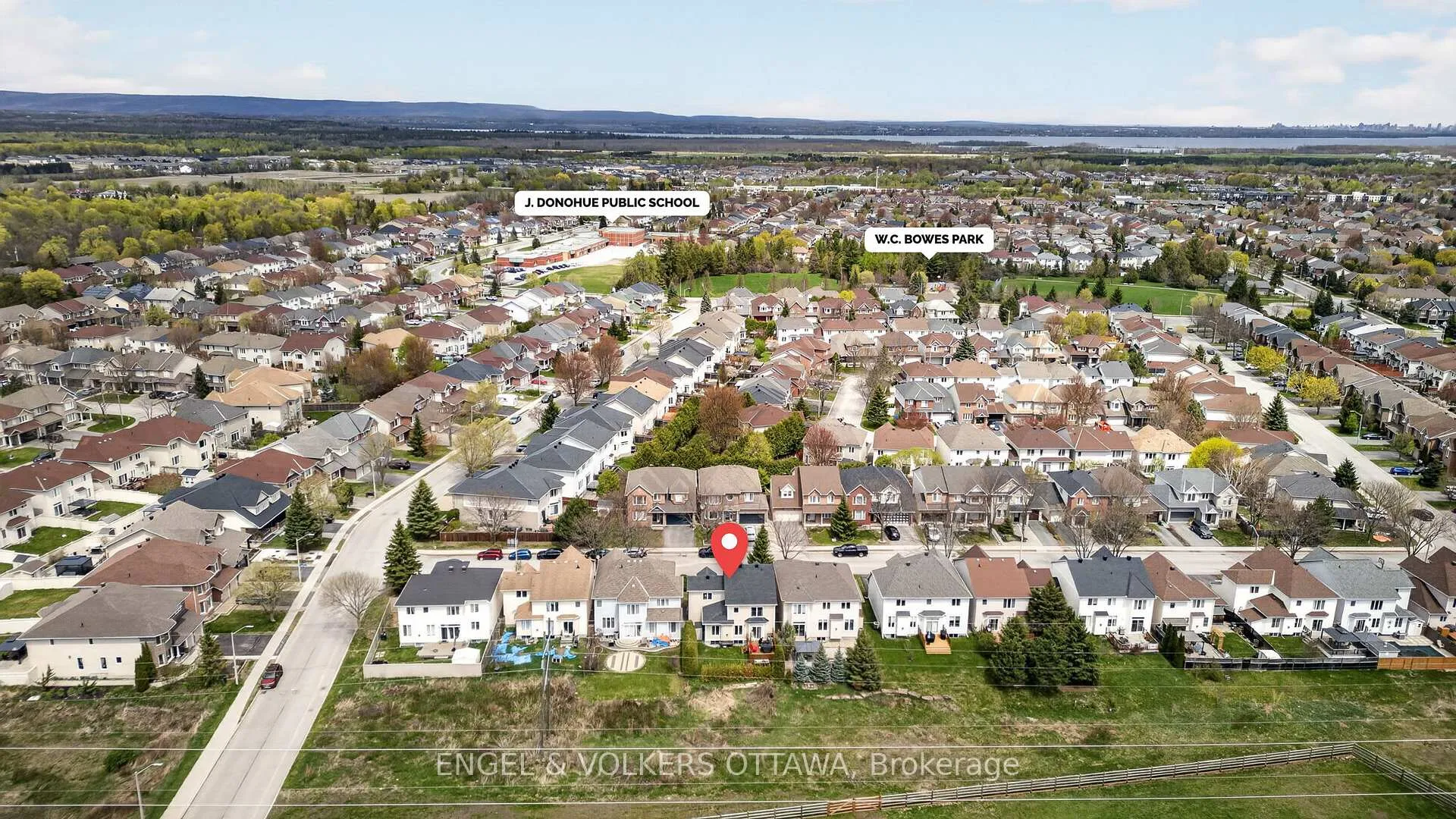 Photo 36 of 101 Scampton Drive, Ottawa, Kanata - Morgan's Grant/South March — HOMEH