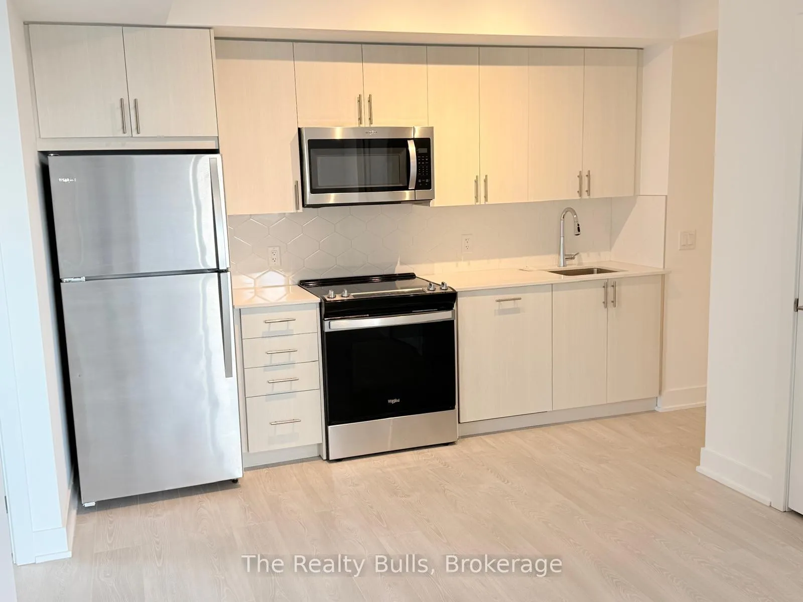 Photo 6 of Unit 516, 2545 Simcoe Street N, Oshawa, Windfields — HOMEH