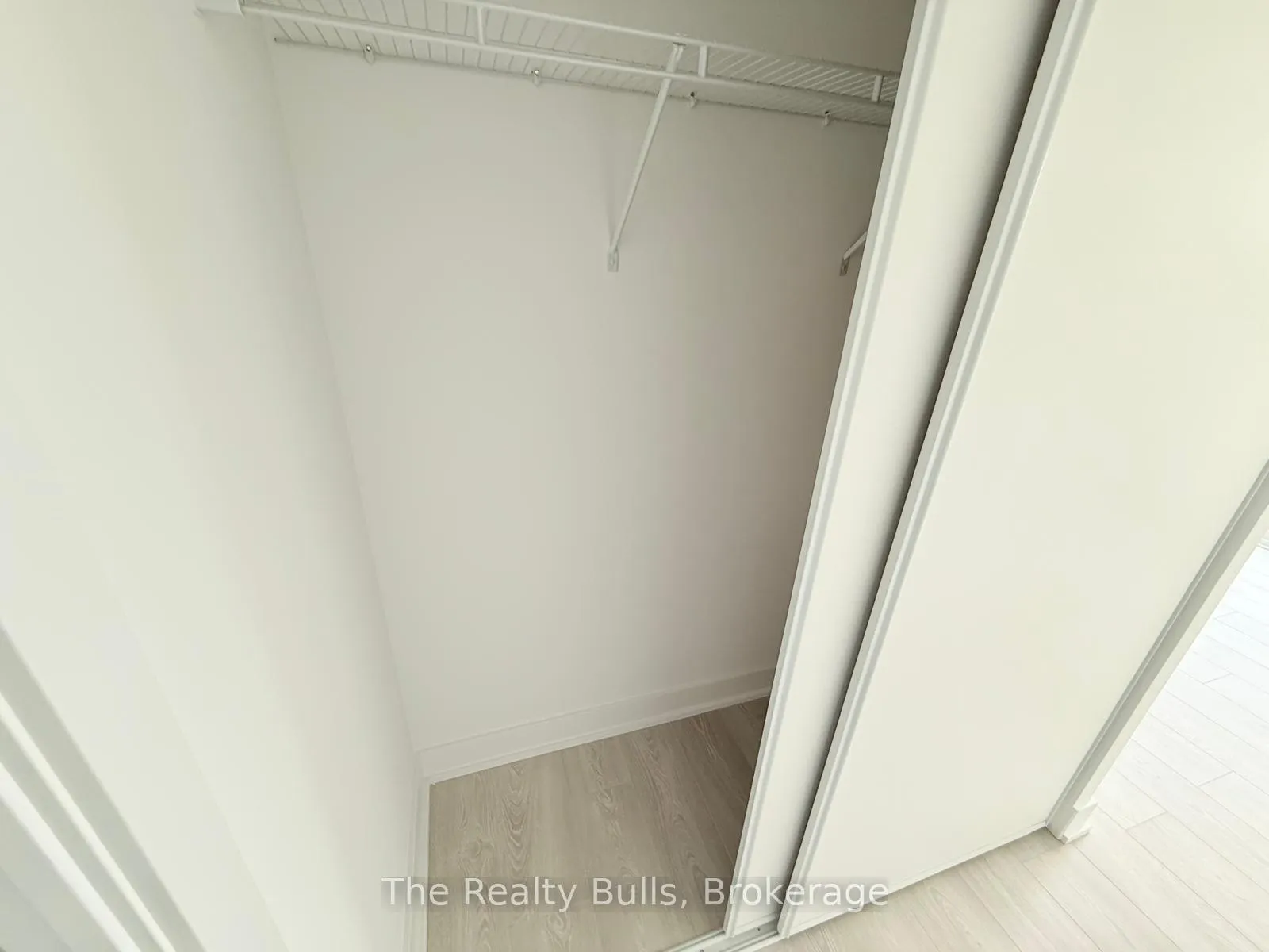 Photo 14 of Unit 516, 2545 Simcoe Street N, Oshawa, Windfields — HOMEH