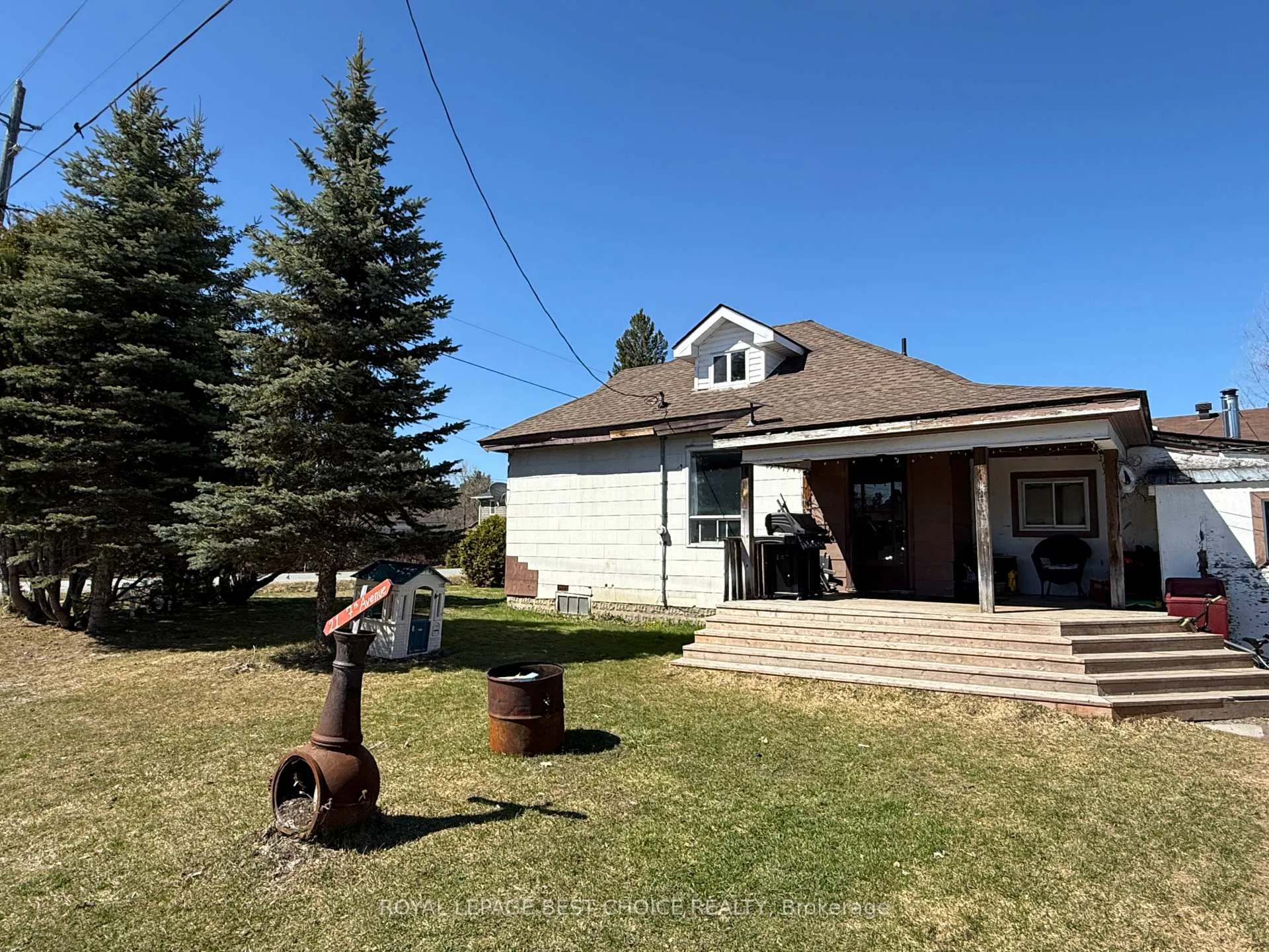 Photo 1 of 21 7th Avenue, Englehart — HOMEH