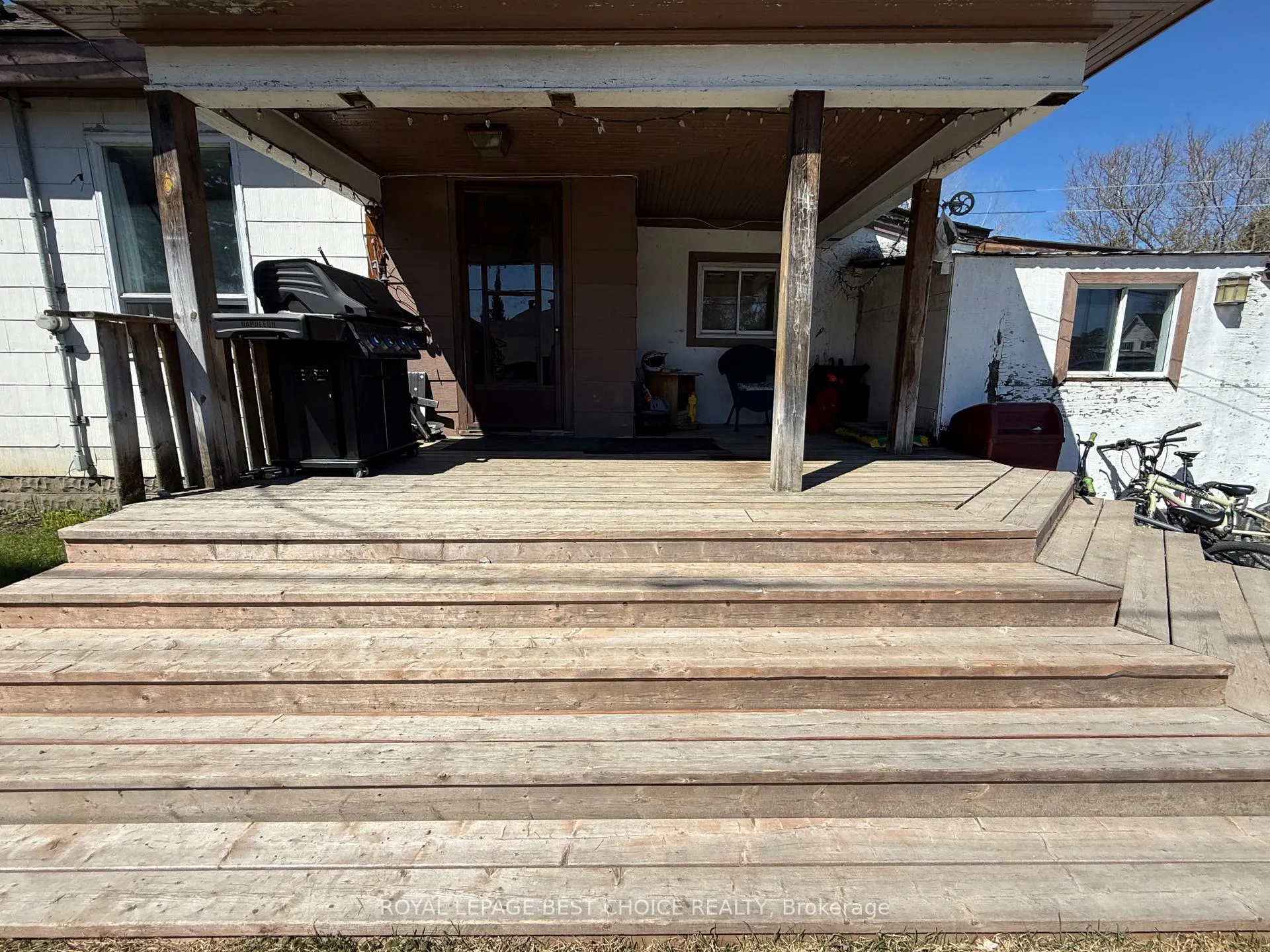 Photo 4 of 21 7th Avenue, Englehart — HOMEH