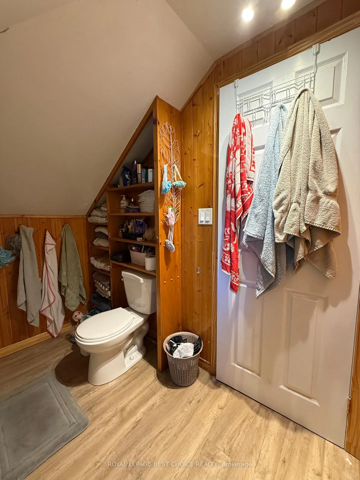 Photo 25 of 21 7th Avenue, Englehart — HOMEH