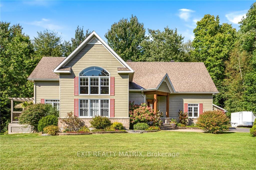 Photo 2 of 701 Fox Run Road, Champlain, Champlain Twp — HOMEH