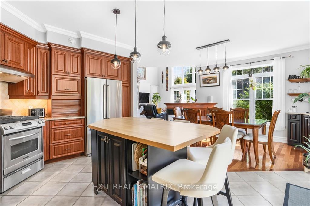 Photo 11 of 701 Fox Run Road, Champlain, Champlain Twp — HOMEH
