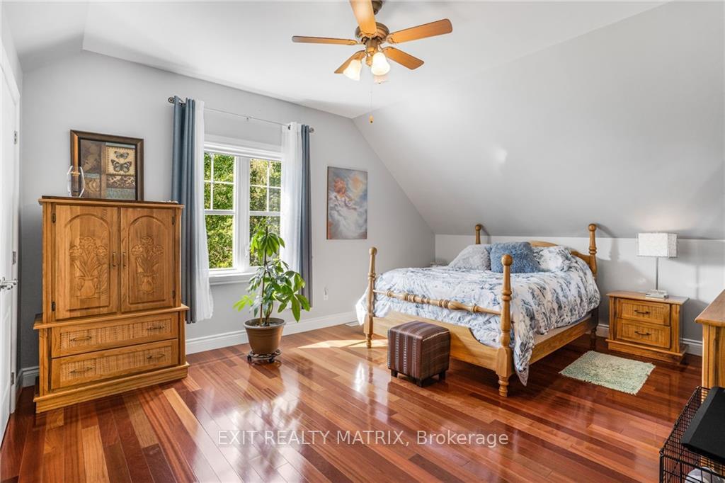 Photo 17 of 701 Fox Run Road, Champlain, Champlain Twp — HOMEH