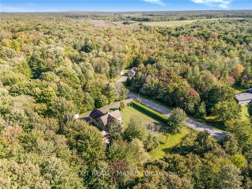 Photo 30 of 701 Fox Run Road, Champlain, Champlain Twp — HOMEH