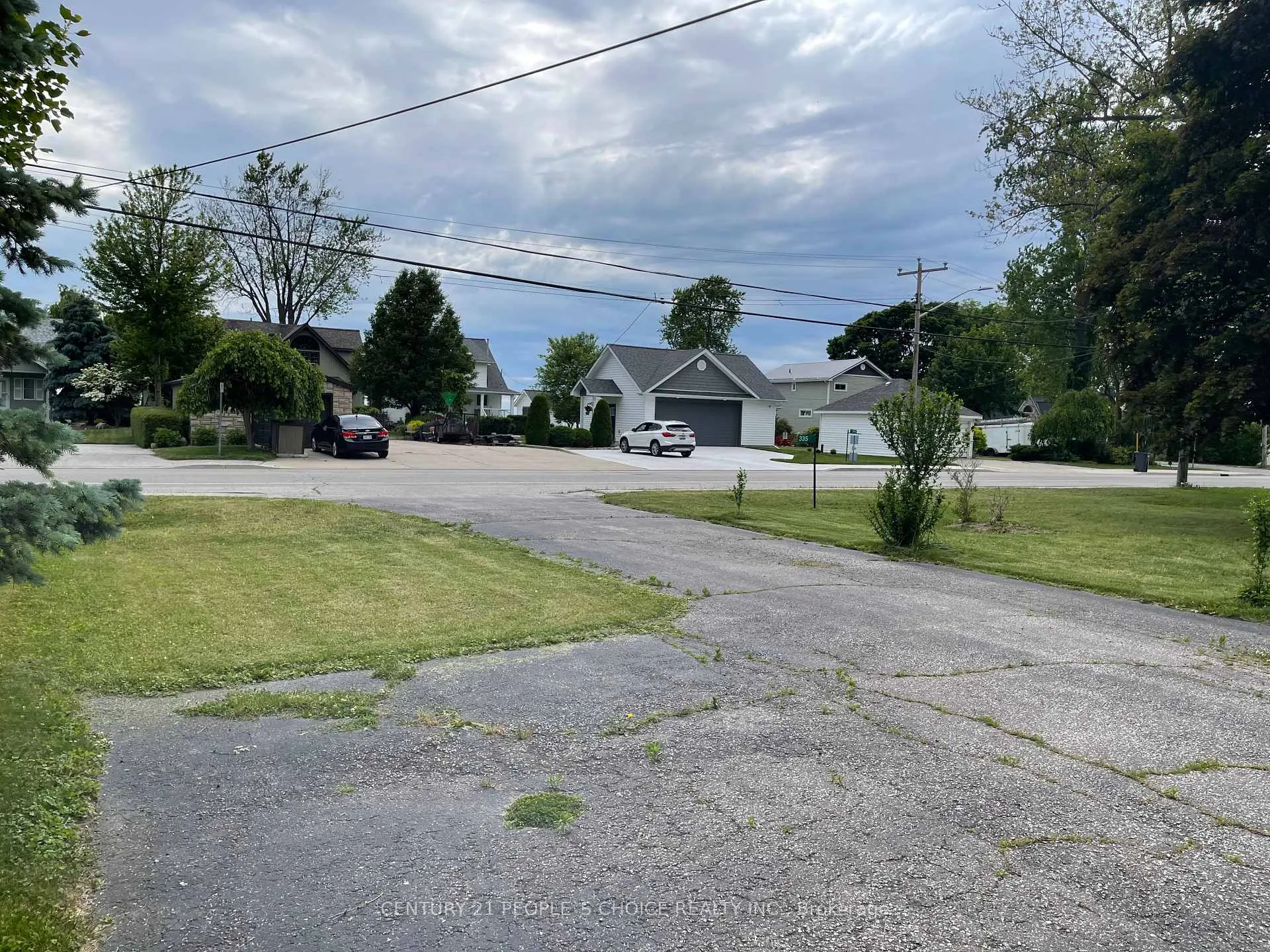 Photo 6 of 335 Robson Road, Windsor — HOMEH