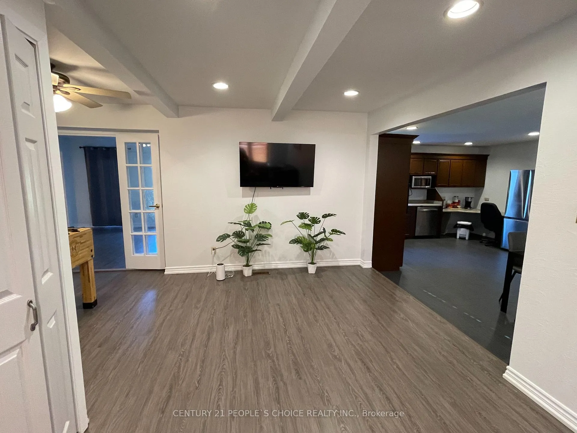 Photo 8 of 335 Robson Road, Windsor — HOMEH