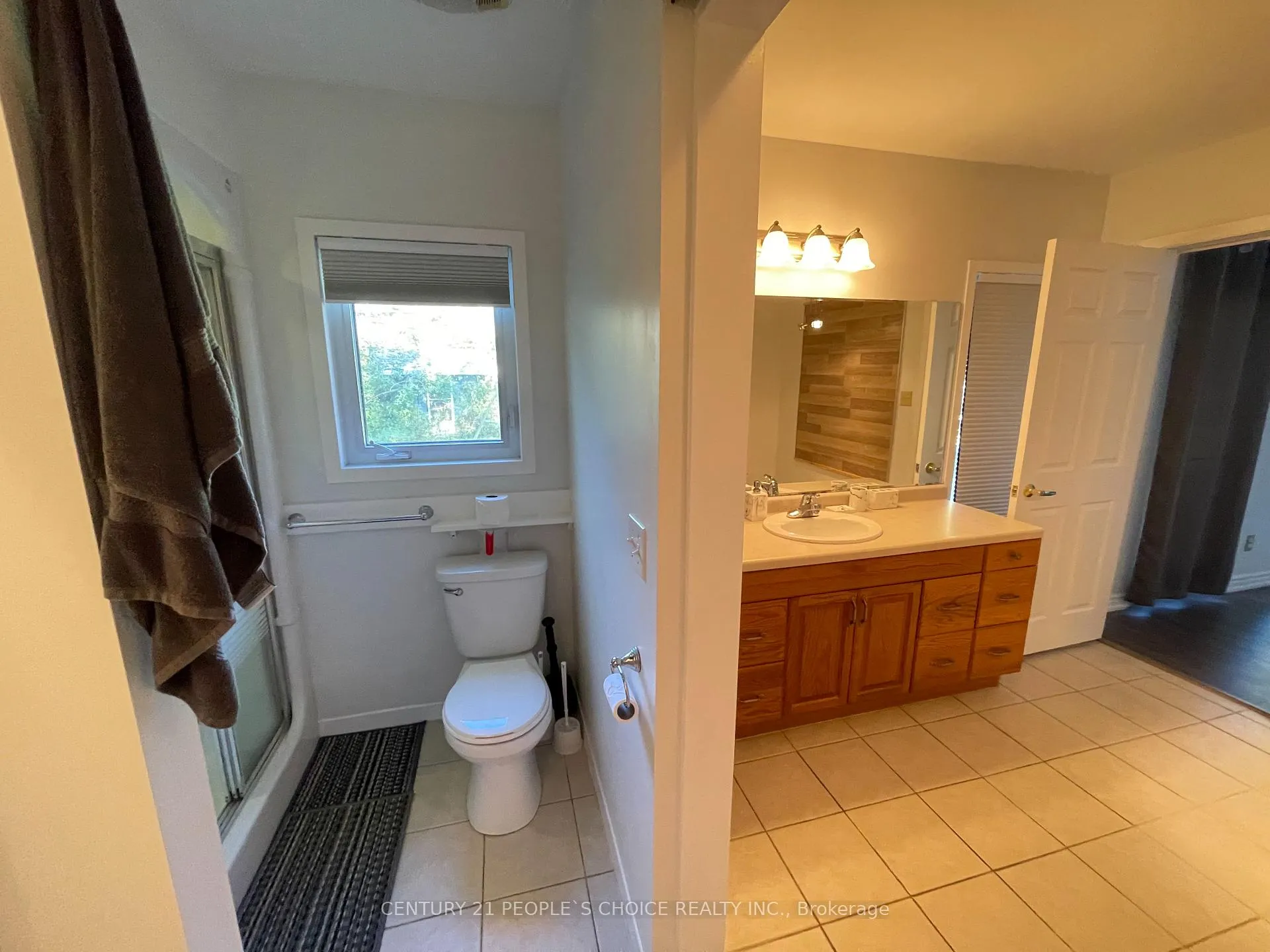 Photo 16 of 335 Robson Road, Windsor — HOMEH