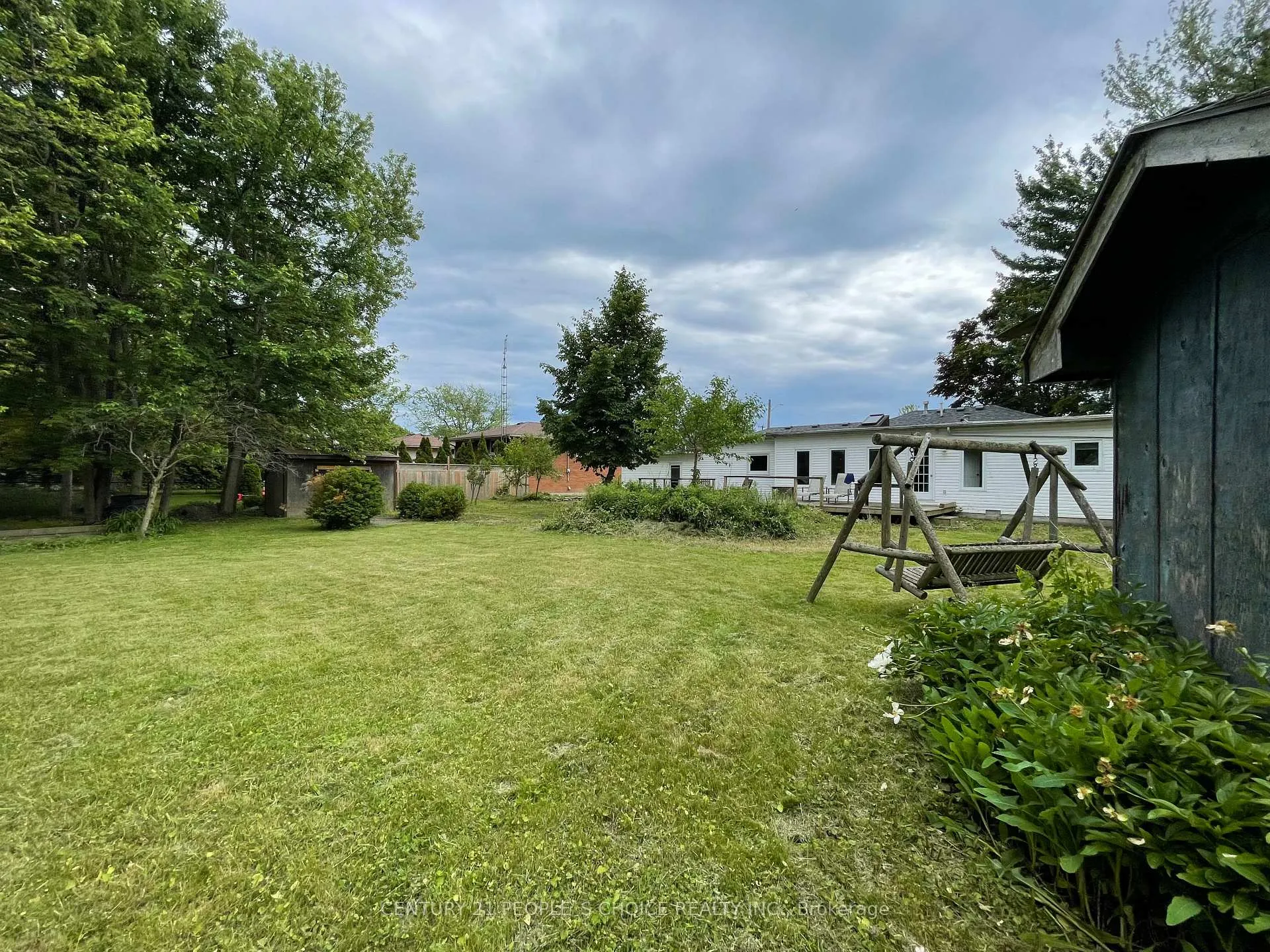 Photo 42 of 335 Robson Road, Windsor — HOMEH