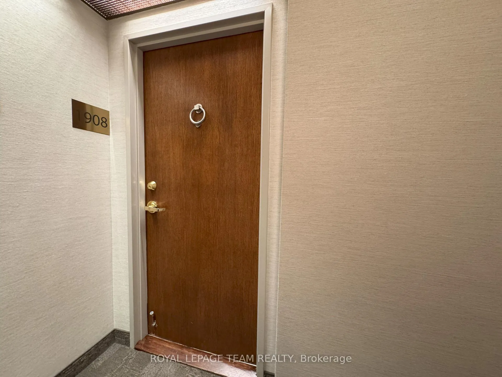 Photo 2 of Unit 1908, 470 Laurier Avenue, Ottawa, Ottawa Centre — HOMEH