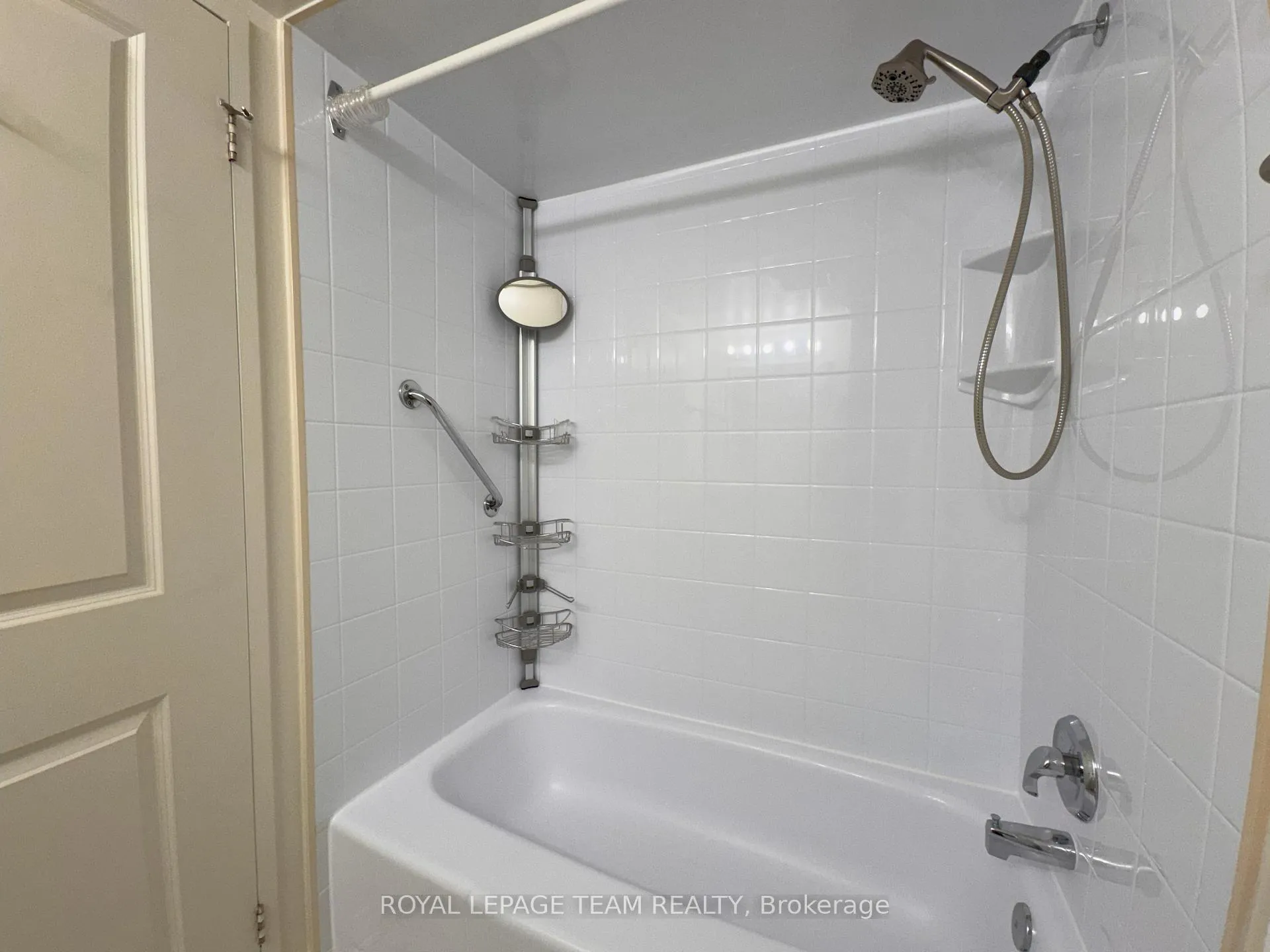Photo 12 of Unit 1908, 470 Laurier Avenue, Ottawa, Ottawa Centre — HOMEH