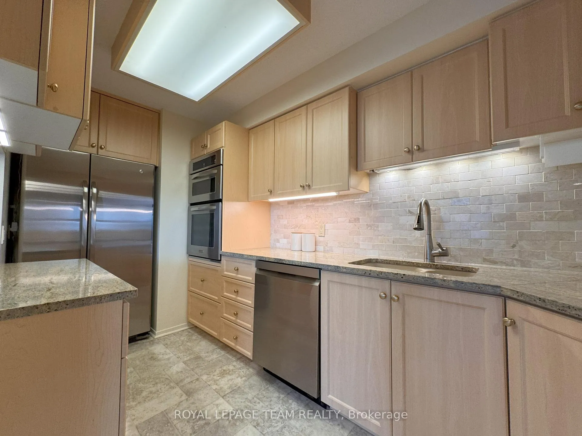 Photo 14 of Unit 1908, 470 Laurier Avenue, Ottawa, Ottawa Centre — HOMEH