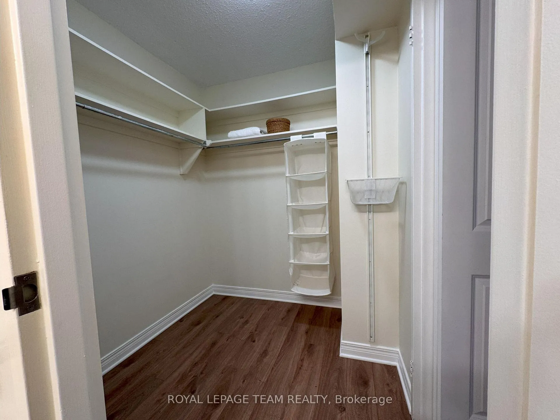 Photo 19 of Unit 1908, 470 Laurier Avenue, Ottawa, Ottawa Centre — HOMEH