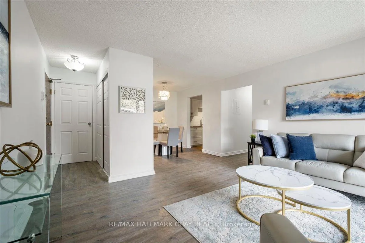 Photo 5 of Unit C2, 183 Edgehill Drive, Barrie, Letitia Heights — HOMEH