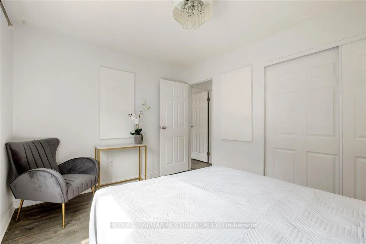 Photo 14 of Unit C2, 183 Edgehill Drive, Barrie, Letitia Heights — HOMEH