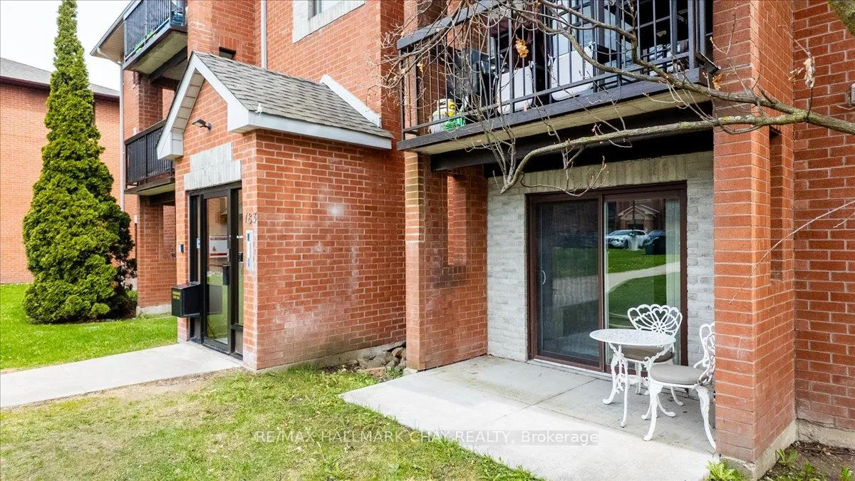 Photo 17 of Unit C2, 183 Edgehill Drive, Barrie, Letitia Heights — HOMEH