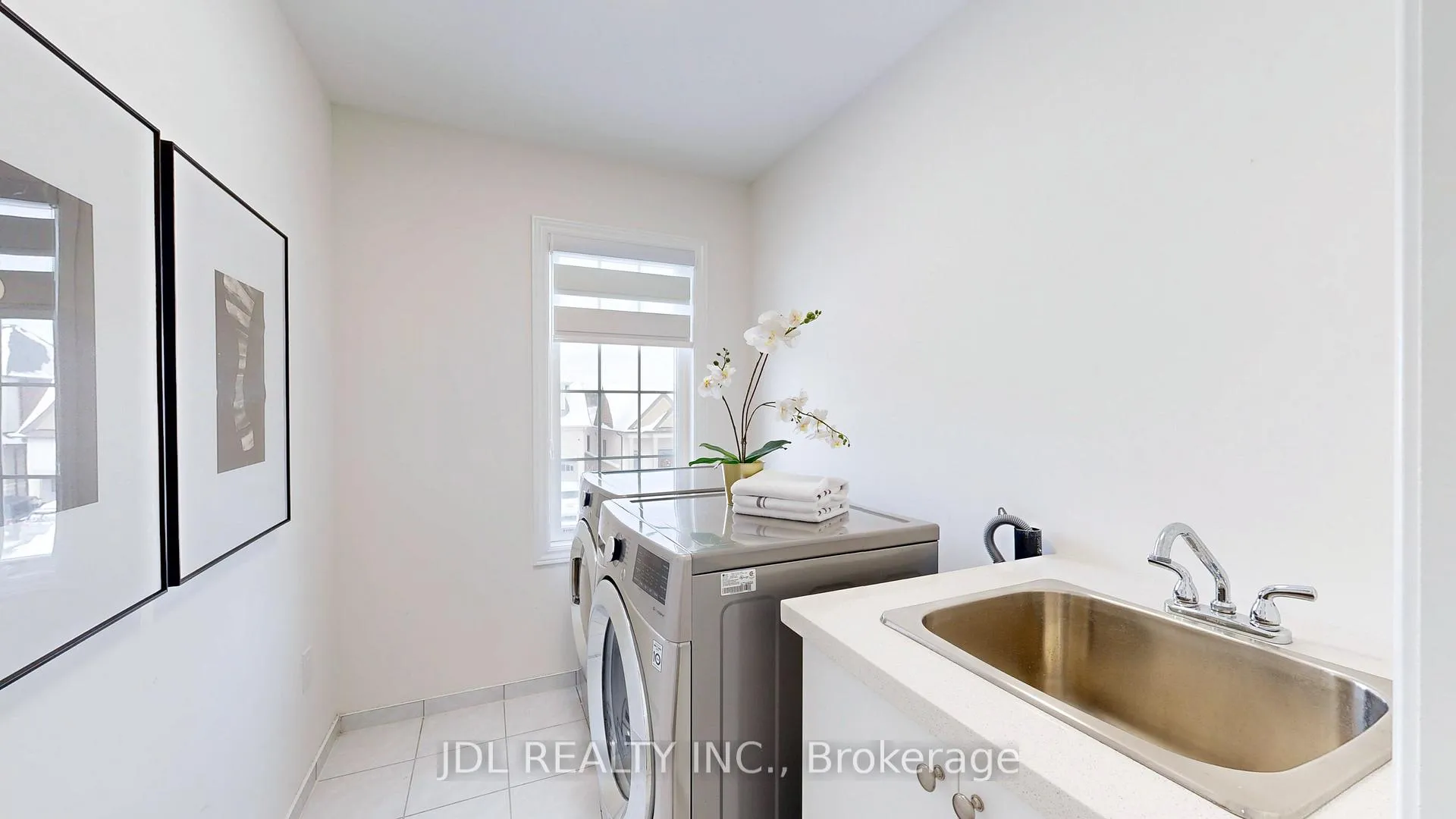 Photo 32 of 103 Connell Drive, Georgina, Keswick North — HOMEH