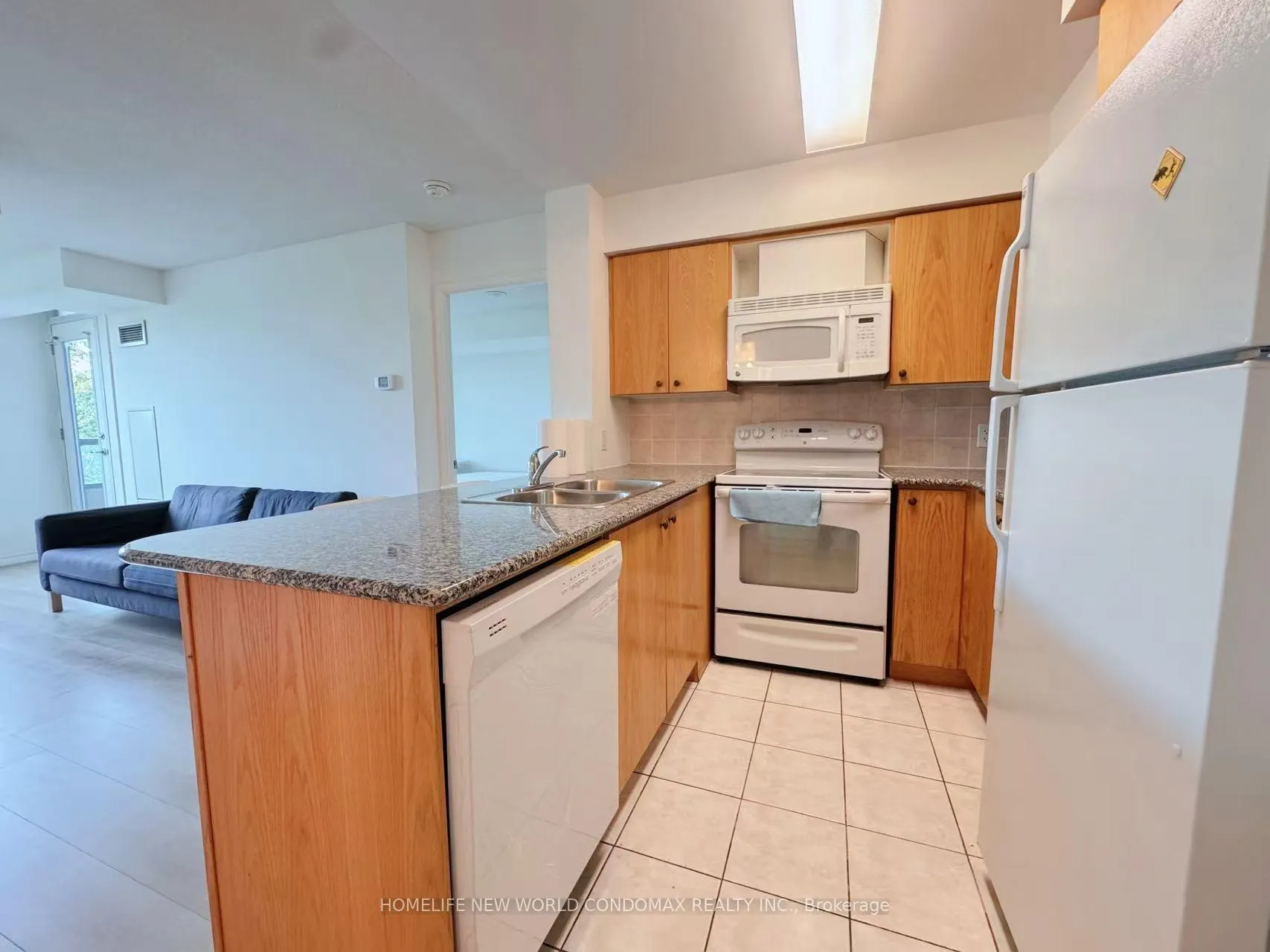 Photo 2 of Unit 512, 68 Grangeway Avenue, Scarborough, Woburn — HOMEH