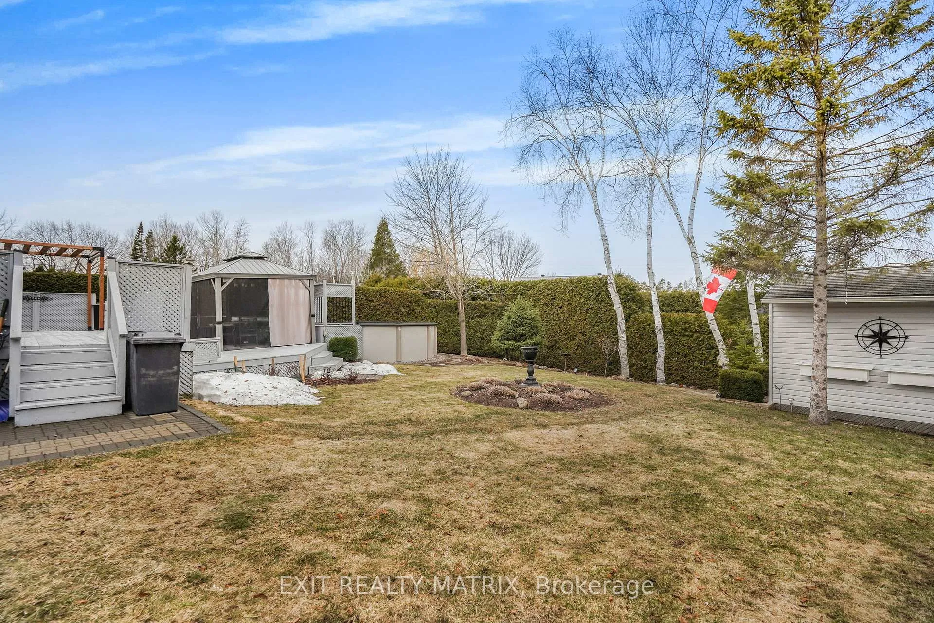 Photo 3 of 636 Front Road, Champlain, L'Orignal — HOMEH