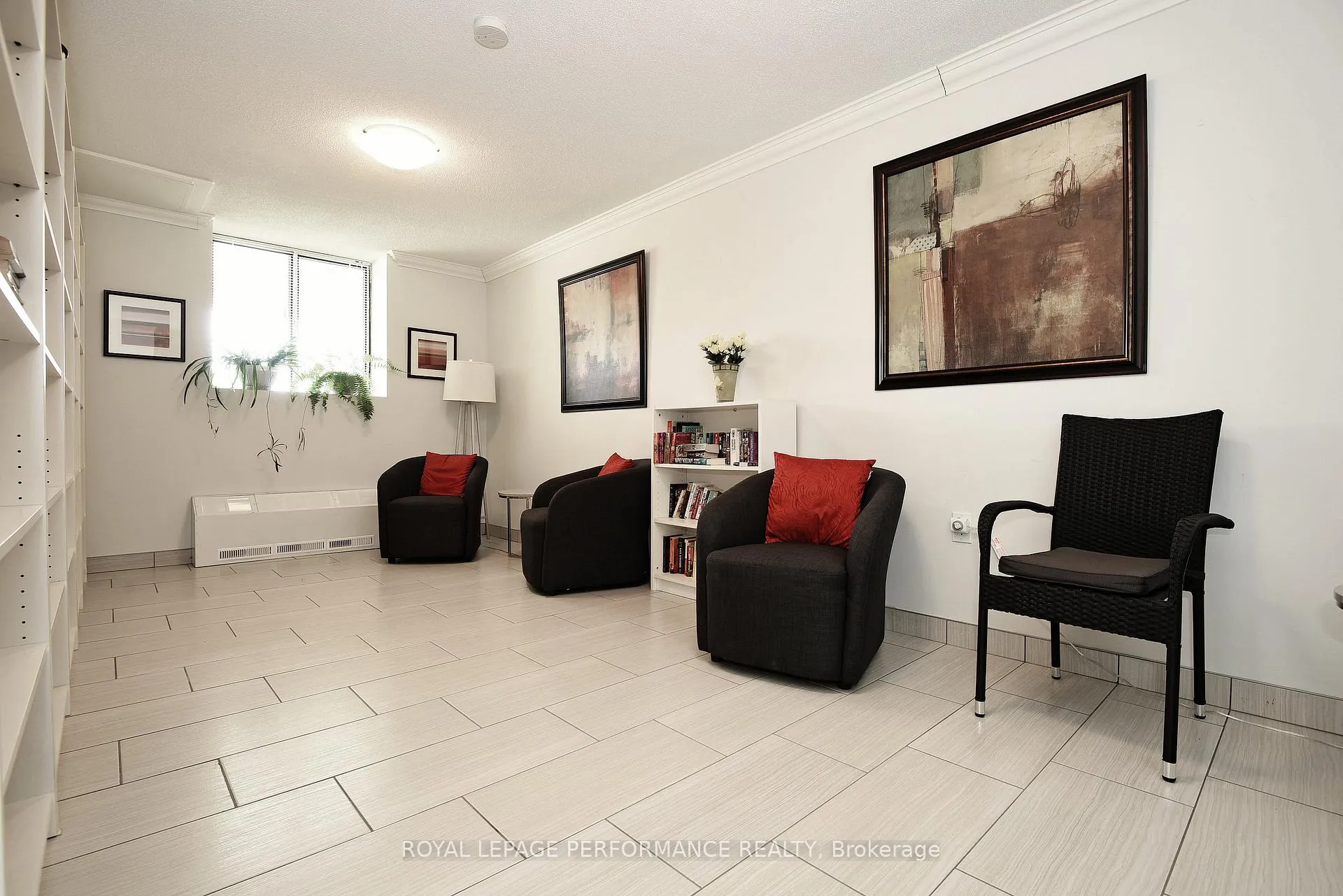 Photo 7 of Unit 307, 2400 Virginia Drive, Ottawa, Guildwood Estates - Urbandale Acres — HOMEH