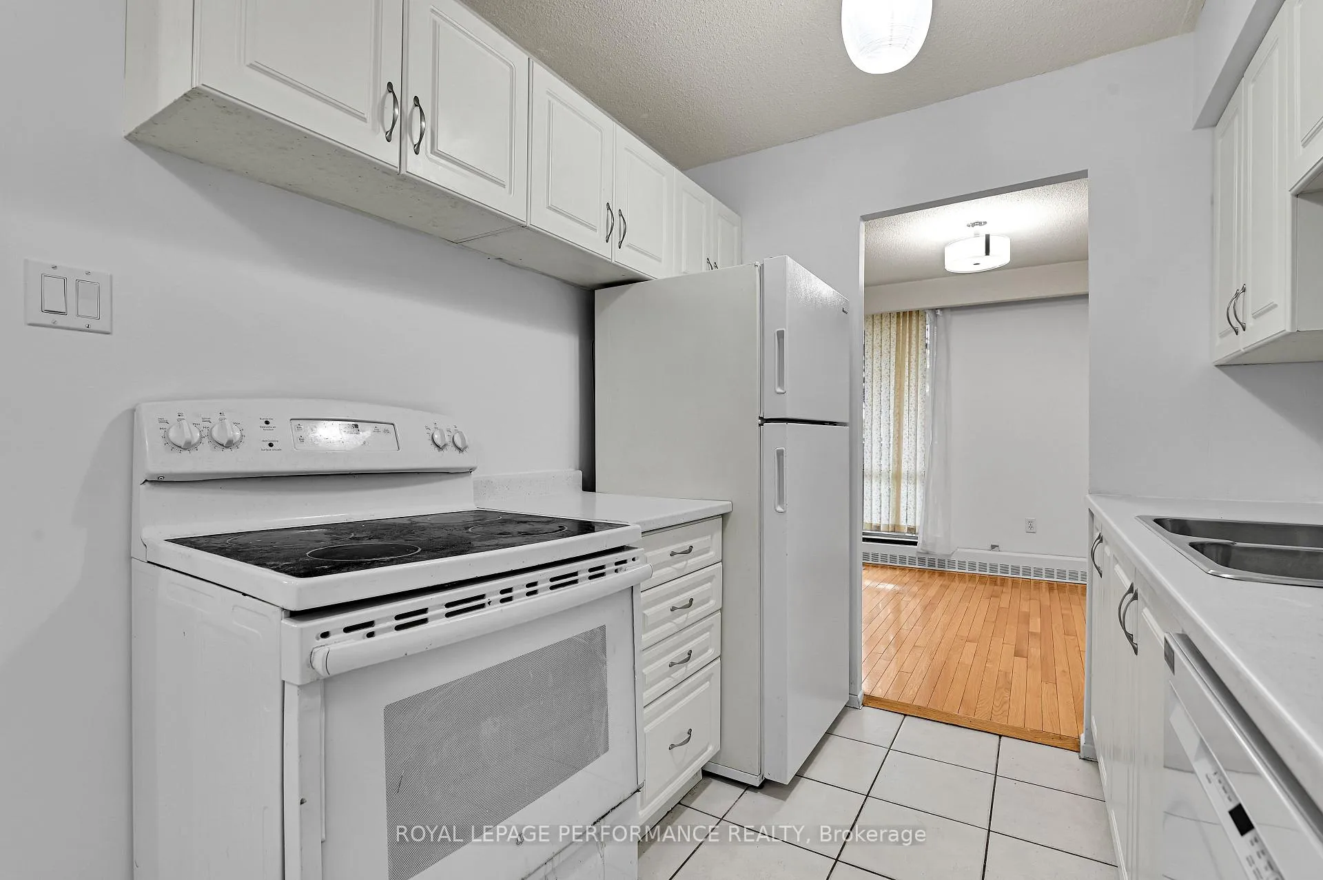 Photo 18 of Unit 307, 2400 Virginia Drive, Ottawa, Guildwood Estates - Urbandale Acres — HOMEH