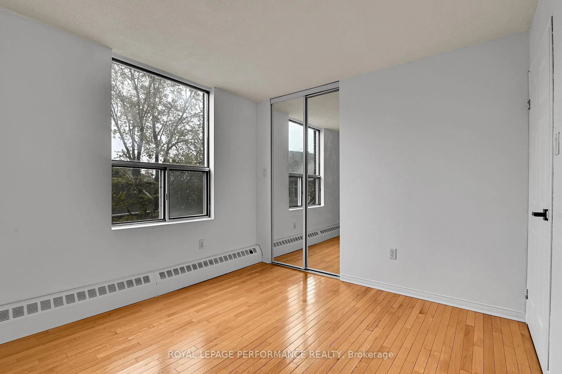 Photo 24 of Unit 307, 2400 Virginia Drive, Ottawa, Guildwood Estates - Urbandale Acres — HOMEH