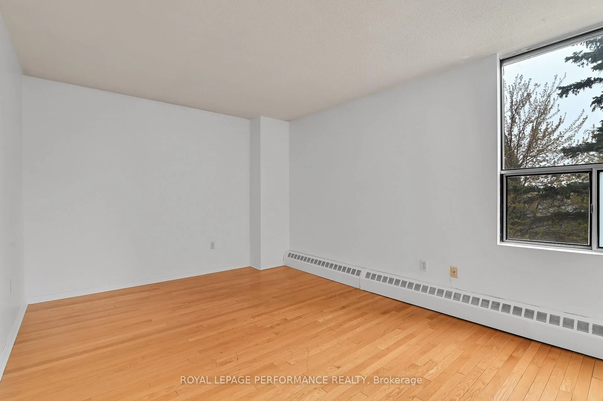 Photo 25 of Unit 307, 2400 Virginia Drive, Ottawa, Guildwood Estates - Urbandale Acres — HOMEH