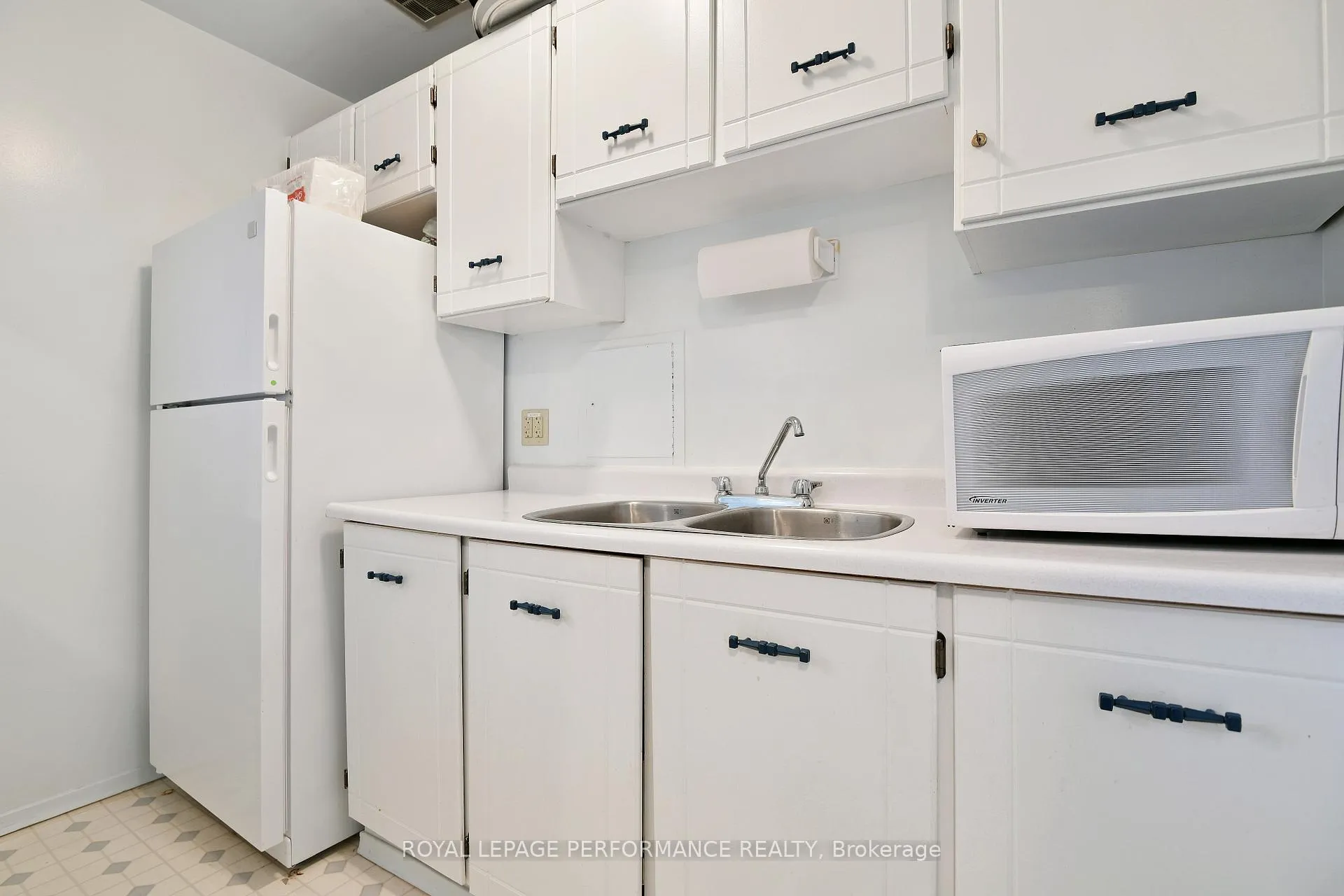 Photo 36 of Unit 307, 2400 Virginia Drive, Ottawa, Guildwood Estates - Urbandale Acres — HOMEH