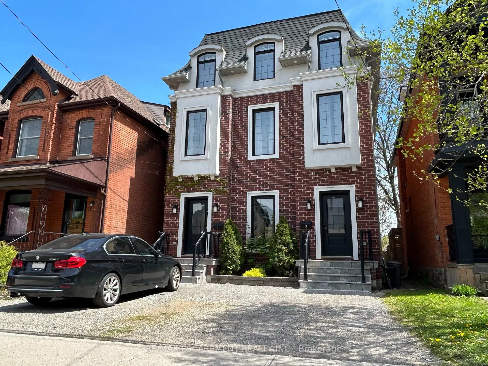 Photo 1 of 167 Walnut Street S, Hamilton, Corktown — HOMEH