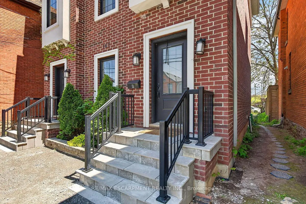 Photo 26 of 167 Walnut Street S, Hamilton, Corktown — HOMEH