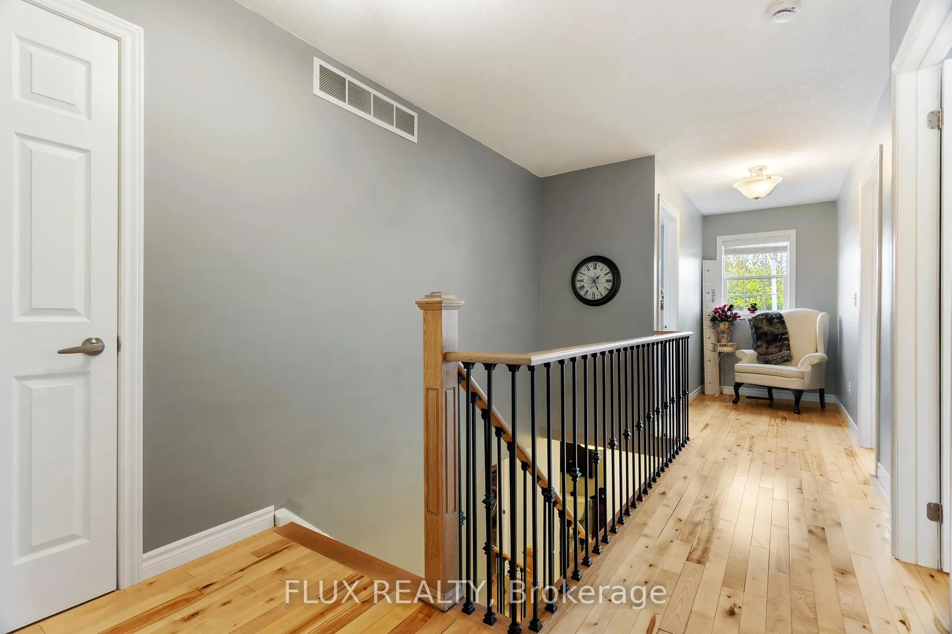 Photo 19 of 1 Hilltop Drive, North Dumfries — HOMEH